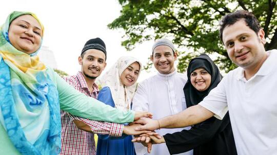 SILATURRAHIM ATAU SILATURRAHIM?