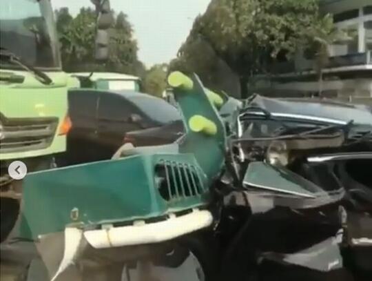 Kecelakaan Beruntun Terjadi di Tol Tangerang