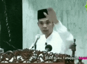 Akun Medsos Presiden dan PM Singapura Dibanjiri Spam Pendukung UAS