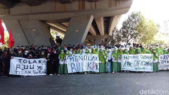 Mahasiswa Bergerak, Simak Update Demo dari Berbagai Daerah Melalui Thread Ini!