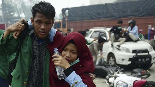 FOTO: Bentrokan saat Demo Mahasiswa di Seluruh Indonesia