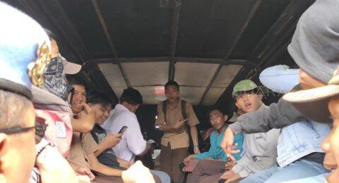 Ditangkap karena Demo DPR, Polisi ke Anak STM: Lulusan Tahun Berapa Lo?