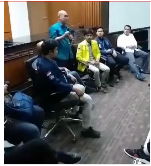 Tercyduk,Kader PKS Bachtiar Firdaus Ngompori BEM Agar Radikal Diruangan KPK Buat Demo