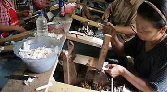 Kenaikan Cukai Rokok Bakal Picu PHK Massal