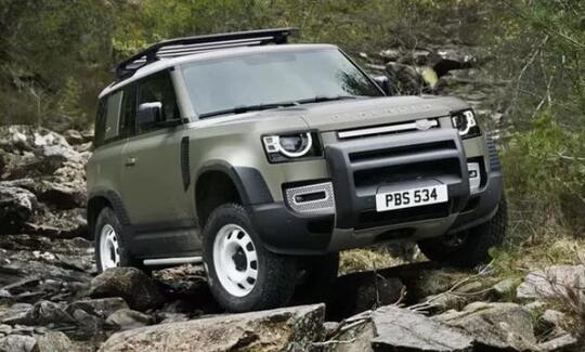 Land Rover Defender Terbaru Bisa Dikemudikan dengan Remot Kontrol
