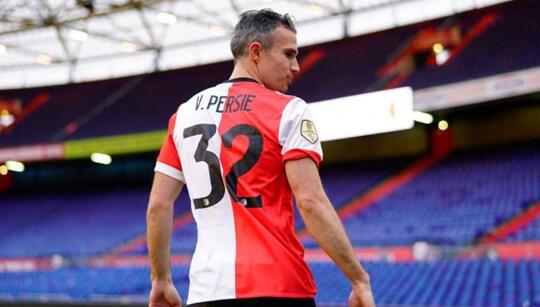 Suasana Bakal Memanas di MU, Robin van Persie Kritik Ole Gunnar Solskjaer