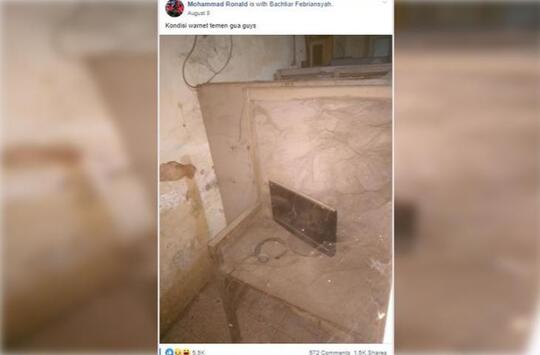 Foto Penampakan Bilik Warnet Usang Dan Berdebu Ini Mencuri Perhatian Netizen