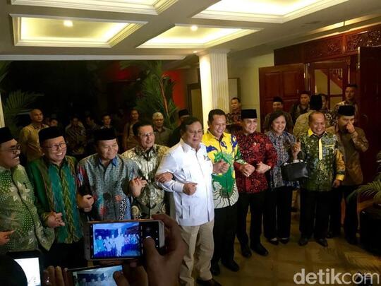 Pujian Ketua MPR untuk Prabowo yang Bersedia Hadiri Pelantikan Jokowi