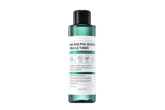 Rekomendasi Toner untuk Kulit Berjerawat