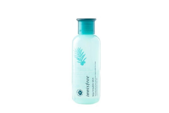 Rekomendasi Toner untuk Kulit Berjerawat