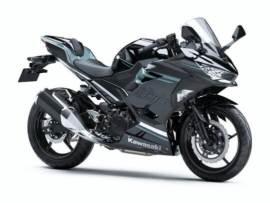 Showroom Dealer Resmi Cash Kredit Motor Kawasaki Melayani Jabodetabekser Ready Stock