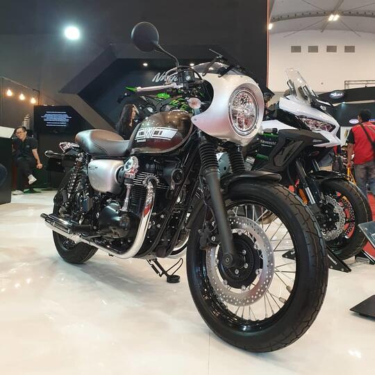Showroom Dealer Resmi Cash Kredit Motor Kawasaki Melayani Jabodetabekser Ready Stock