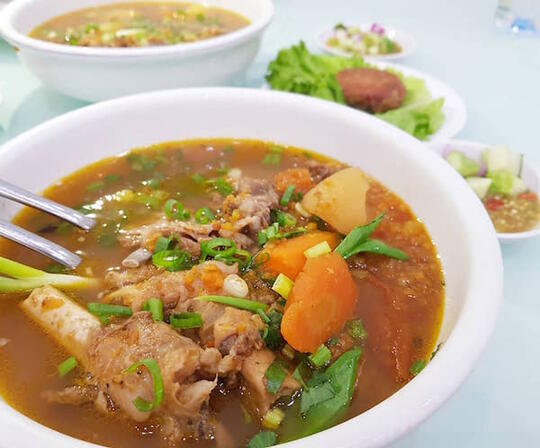 10 Sop Kambing Jakarta Terenak dan Legendaris yang Wajib Dicoba!