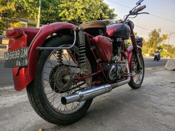 Keindahan Motor Klasik Yang Dibandrol 90 Juta!! Motor Sport Mah Lewat.