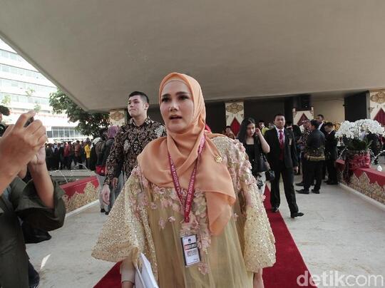 Diingatkan KPK, Mulan Jameela Klarifikasi soal Kiriman Kacamata Gucci