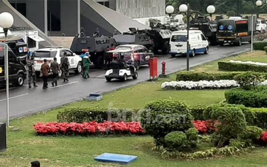 Suasana Terkini Jelang Pelantikan Jokowi, Di Mana-Mana Ada Polri dan TNI