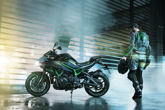 Showroom Dealer Resmi Cash Kredit Motor Kawasaki Melayani Jabodetabekser Ready Stock