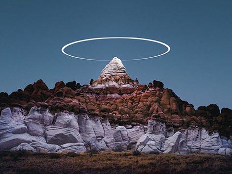 Seni Baru, Teknik Eksposure Fotografi Bersama Drone Dan LED, Udah Tahu Belum, Gan?