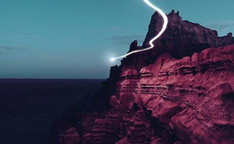 Seni Baru, Teknik Eksposure Fotografi Bersama Drone Dan LED, Udah Tahu Belum, Gan?