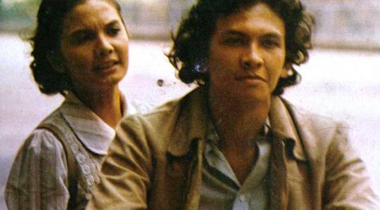 Sekarang Reza Rahadian, Dulu 5 Bintang ini Ngetop Banget di Bioskop Indonesia