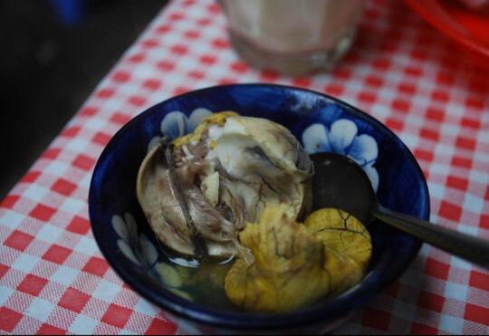 9 Kuliner Terjijik Sedunia tapi Laris Manis | Ada Daging Kotoran Manusia!