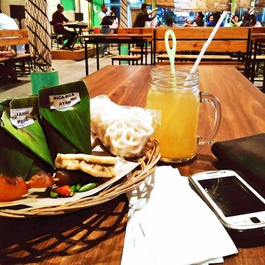 10 Angkringan di Semarang yang Asyik buat Nongkrong Sampai Pagi, Kuat Melek nih?