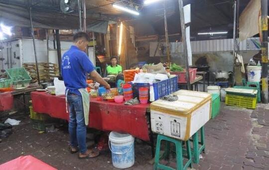 Hal - Hal Ini Bakal Bikin Selera Makanmu Ilang Saat Makan di Warung
