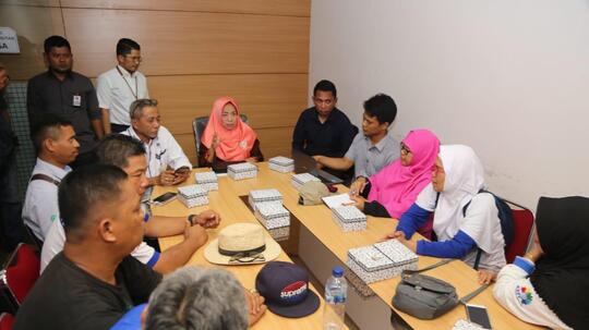 Buruh Tuntut UMP Naik 15 %, Kemnaker Minta Dasar Perhitungannya