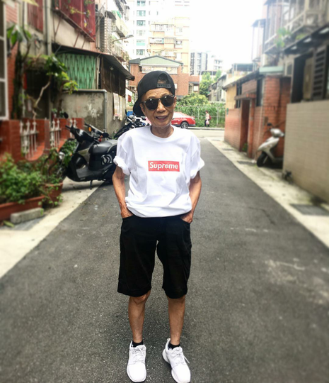Swag Abis! Nenek-Nenek Kekinian Beraksi, Milenial Kalah Hitz Gan