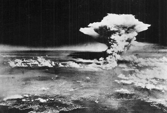 Foto-Foto Paling Langka Pemandangan Hiroshima Sebelum dan Sesudah Peristiwa Bom Atom