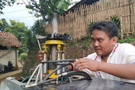 Impian Besar 'Orang Desa' Jujun Junaedi Si Tukang Bubut Pembuat Helikopter