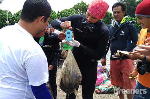 Community Divers Clean Action, Generasi Milenial Menjaga Bumi Indonesia!