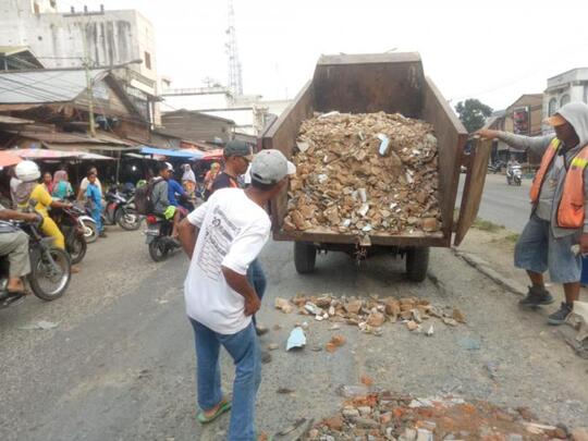 Jalanan Rusak di Bagan Batu-Rohil, Tanggung Jawab Siapa?