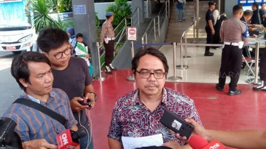 Ade Armando Laporkan Balik Fahira Idris ke Polisi