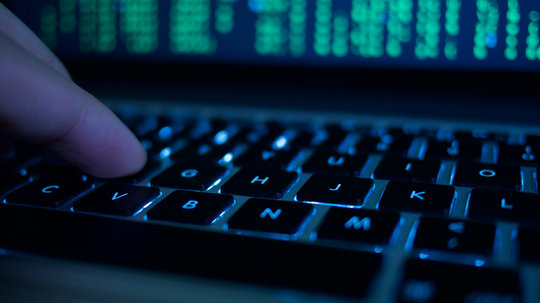 5 Bahaya Yang Mengintai Perangkat Kamu Bagi Yang Suka Menggunakan Layanan VPN Gratis