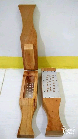Makan Ulat Sutra Bikin Tak Mau Berhenti Ngunyah, Koq Bisa? Cobain Deh!