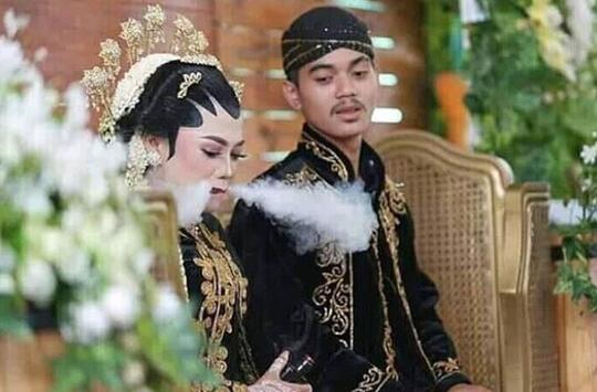 Viral, Moment Pernikahan Absurd dan Bikin Ngakak! Ranjang Rubuh Karena Apa Ya?