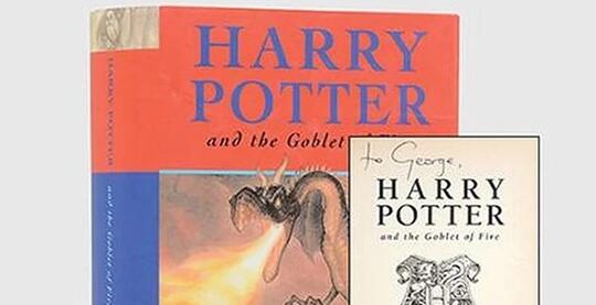 Pecinta Harry Potter? Punya Buku Harry Potter Seharga 2,7 Miliar Ini Ga Lo?!