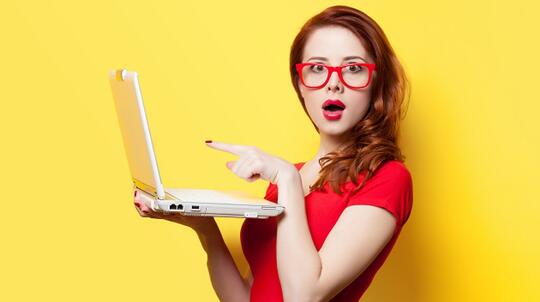 Duh! Mengarah Ke Orientasi "SEKSUAL", 3 Emoji Ini Dilarang Instagram Dan Facebook!