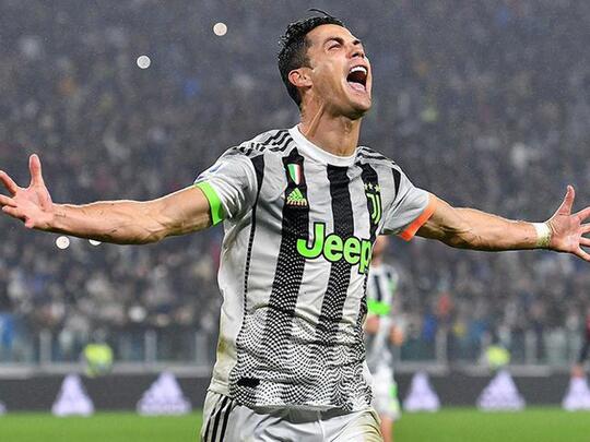 5 Pemain Sepak Bola yang Mencetak Hattrick Terbanyak