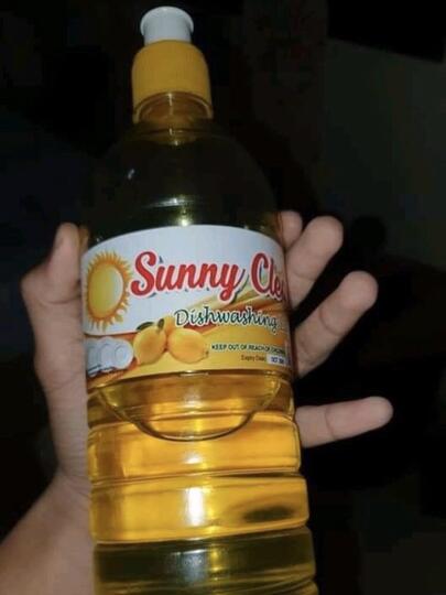 Niat Ingin Masak Sosis, Pria Ini Malah Ambil Botol Sabun Cuci Sebagai Minyak Goreng