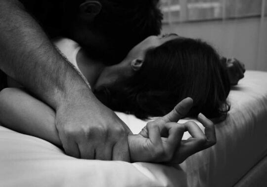 Dear Lover, Ini 7 Tip Berhubungan Intim dengan Orang yang Sensitif
