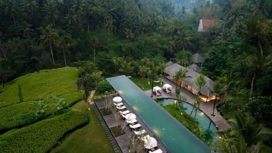 Romantisnya Tempat Honeymoon Ini Ada Di Indonesia Lho! Tidak Perlu Keluar Negeri!