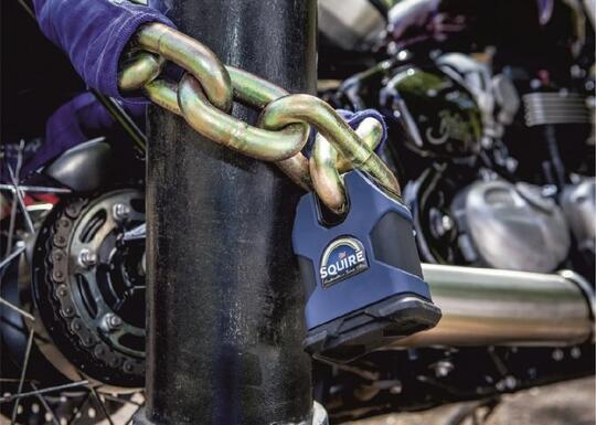 Berbagai Jenis Gembok Ini Bisa GanSis Pakai Buat Lindungi Motor Dari Maling
