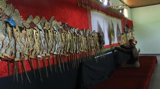 Wayang Kulit, Tradisi Yang Hampir Punah
