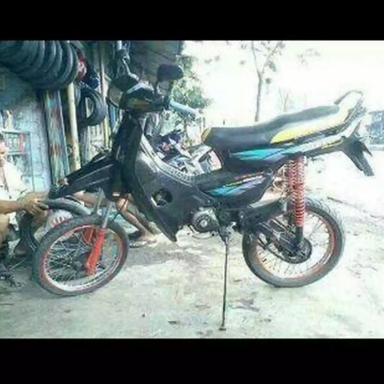10 Modifikasi Sepeda Motor Karya Orang Terlalu Kreatif Ini Nyeleneh Banget