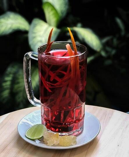 Nikmatnya Wedang Uwuh, Minuman Khas Indonesia Yang Berkhasiat Untuk Kesehatan