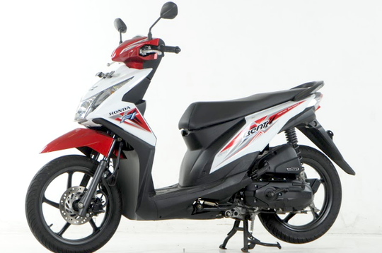Keistimewaan Honda Beat Yang Katanya Motor "Si Miskin"