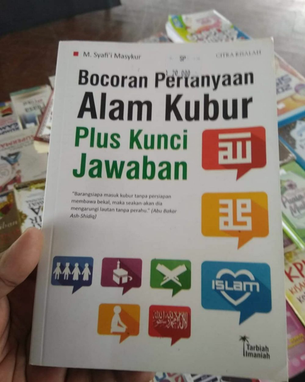 Ada Buku Wajib Buat Orang Miskin, Judul Buku-Buku Berikut Nganu Banget Gan