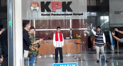 Ustaz Abdul Somad Isi Tausiah di KPK Soal Integritas